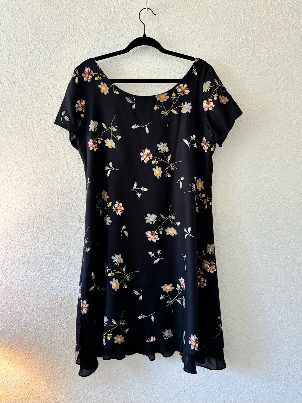 Black Floral Short Sleeve Midi Dress